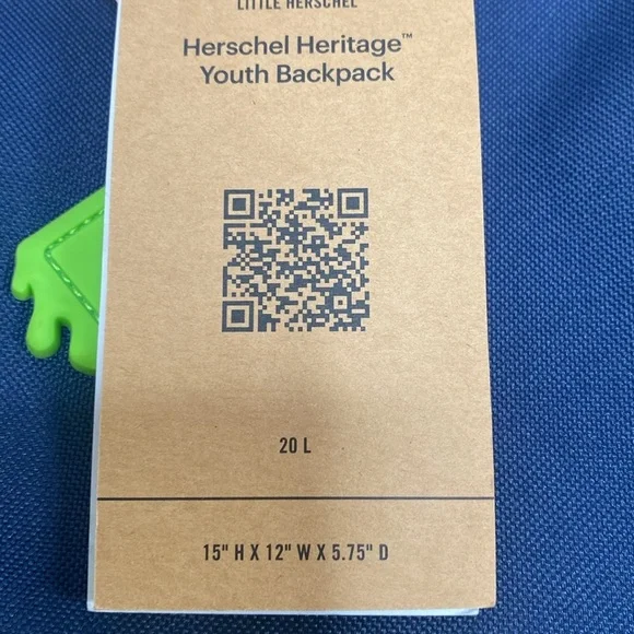 Herschel Heritage Youth Backpack Size 15”x 12”x 5.75” NWT - Picture 3 of 7